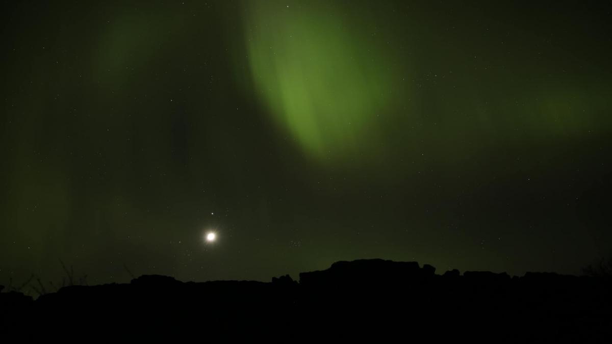 Watch the Northern Lights Dance Above Thingvellir in Iceland