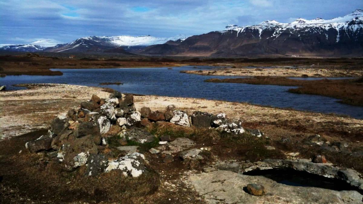 The Surprising Gem of an Icelandic Hot Spring