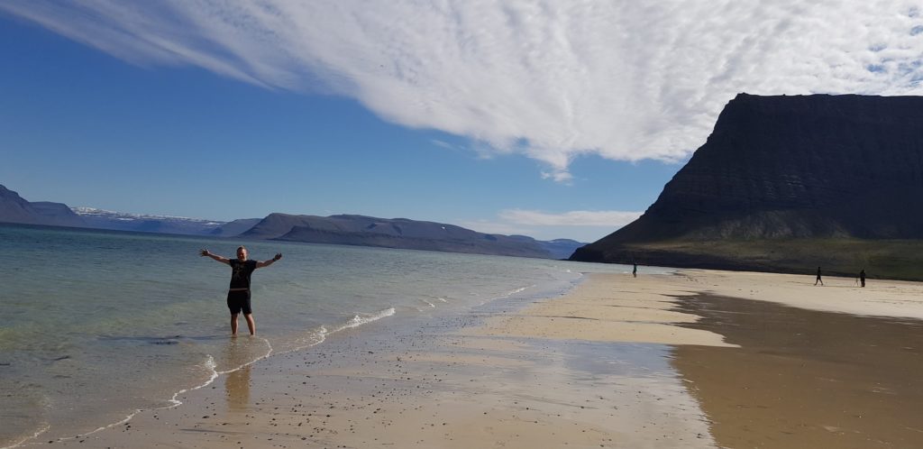 Beach on the way to Selárdalur.