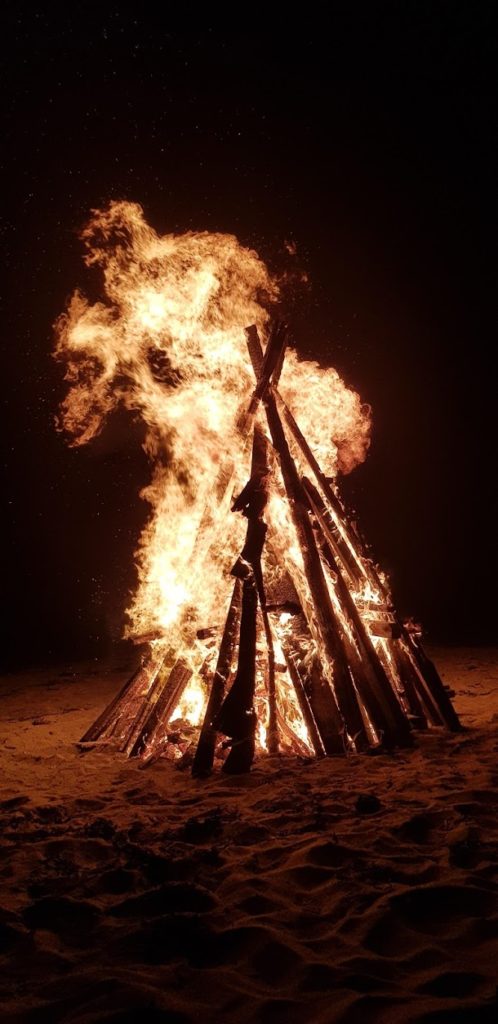 Bonfire burns at Selárdalur.