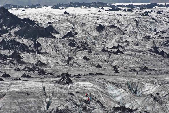 Michel Hammann is the photographer who took this photo of an Icelandic glacier. He gives advice on how to photograph Iceland.