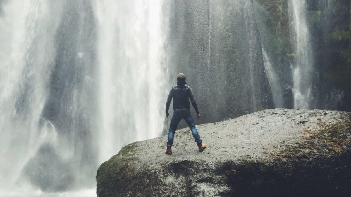 Gljufrabui Waterfall in Iceland Soaks Ásgeir – Hidden Beauty Revealed