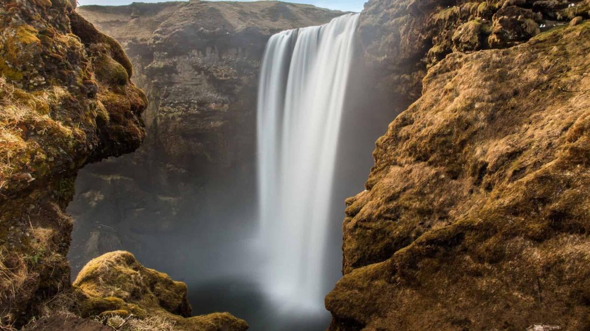 See this Icelandic Drone Video – Discover Icelandic Natural Wonders