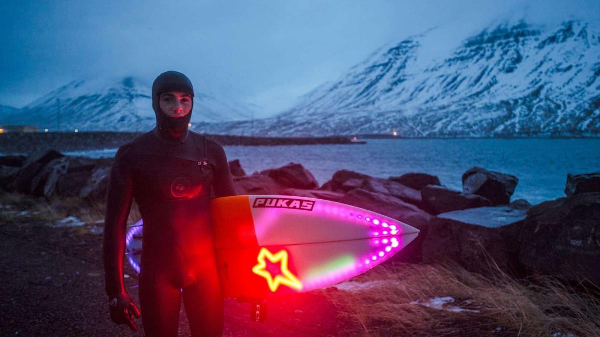 Iceland Winter Surfing – Riding the Frigid Waves of the North Atlantic