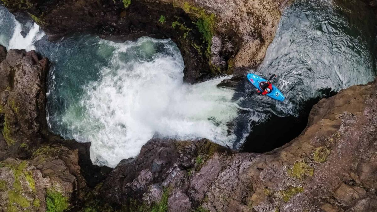 Extreme Kayaking in Iceland – The Serrasoles brothers interviewed