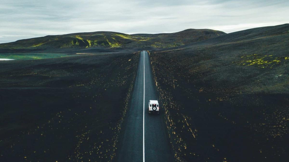 Go on a Photographic Road Trip in Iceland With a Famous Instagrammer