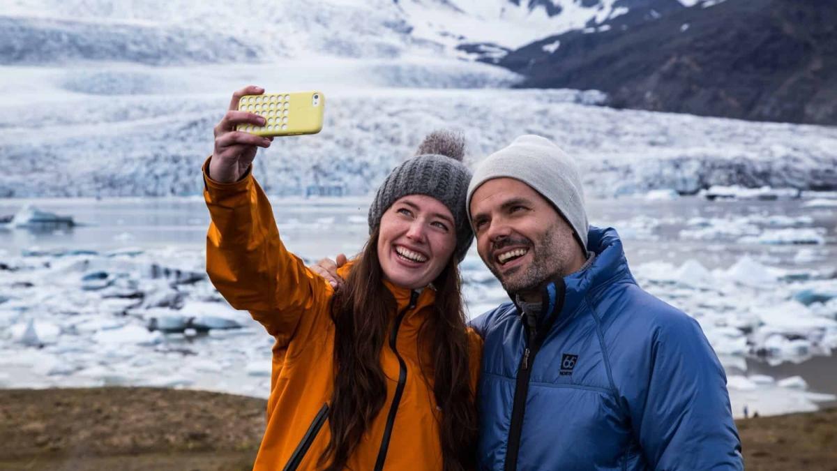 Travelers delighted with Iceland