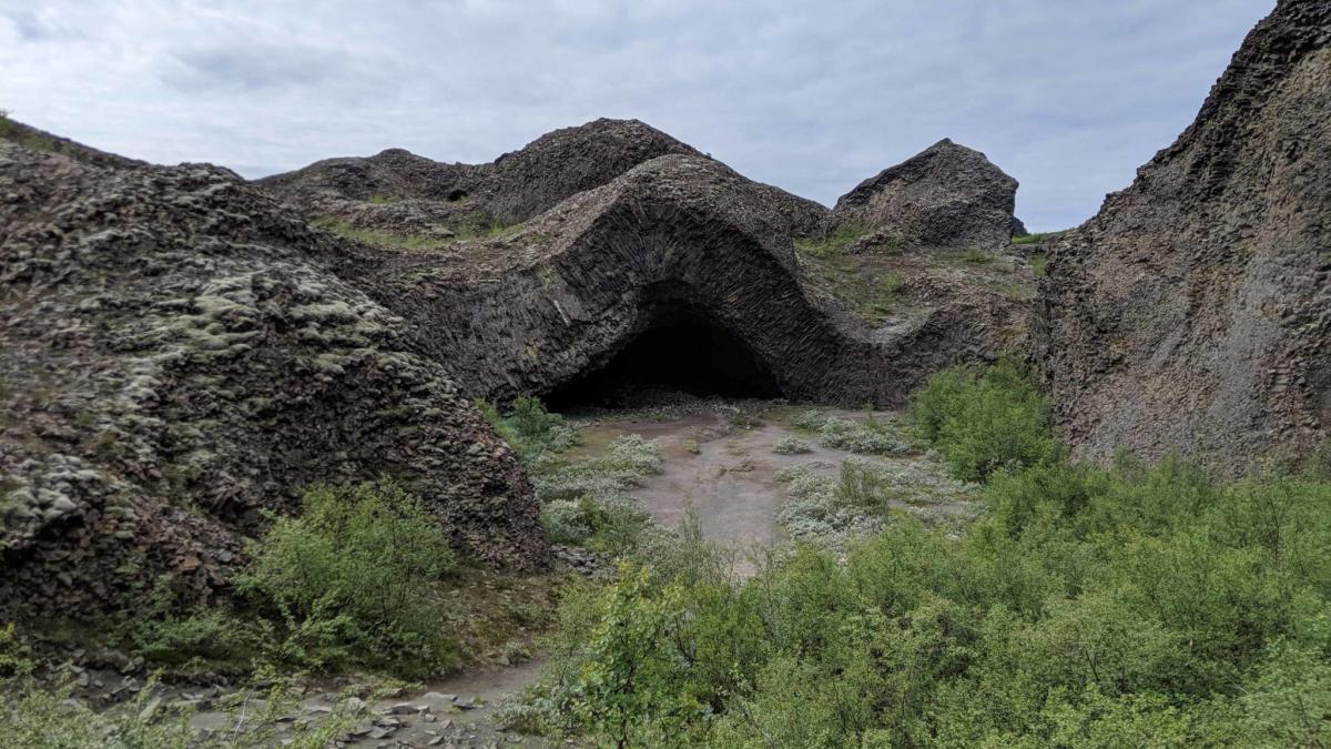 Hiking Hljóðaklettar – see this Icelandic wonder of nature