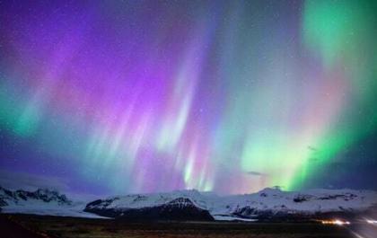 Join the South coast & northern lights tour. Guided northern lights tours in Iceland can be so fantastic.