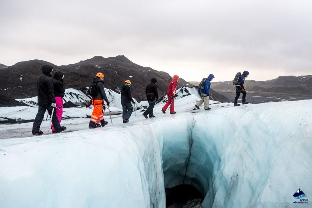 People on Sólheimajökull glacier.People on Sólheimajökull glacier.