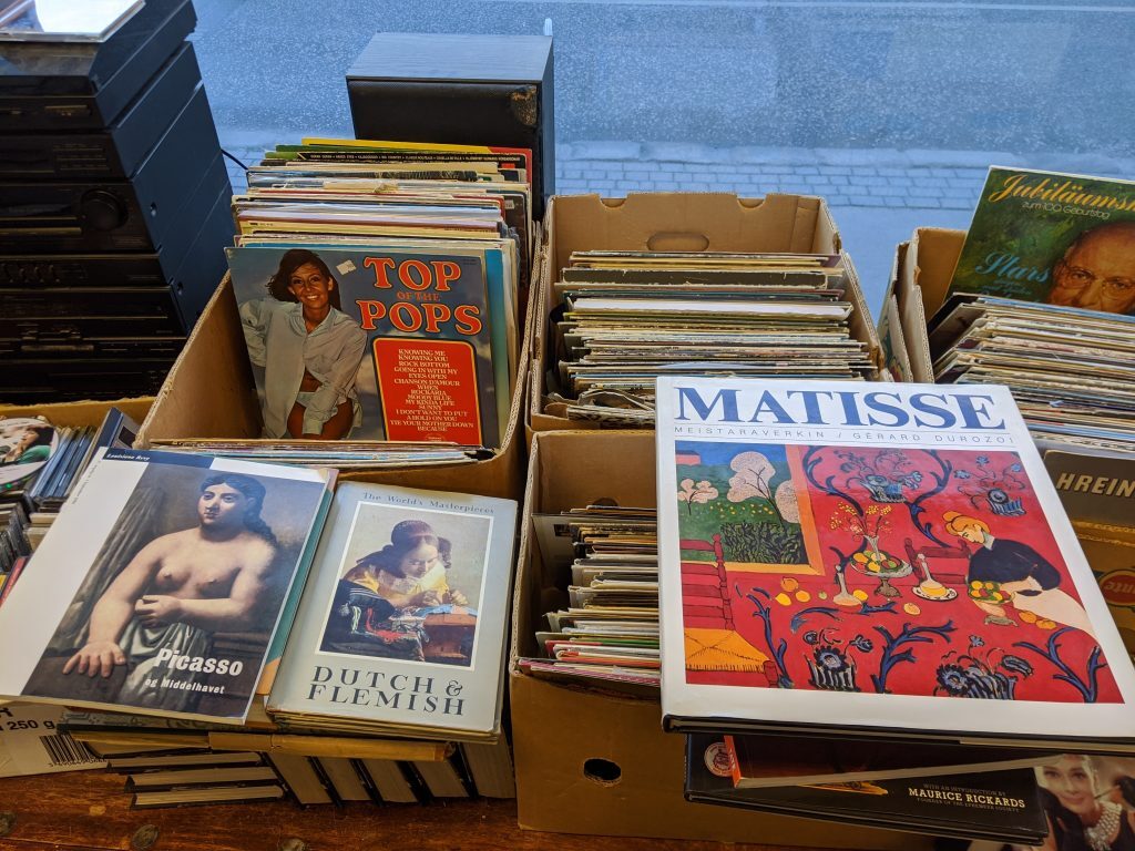 Records and art books at Bokin antique book shop