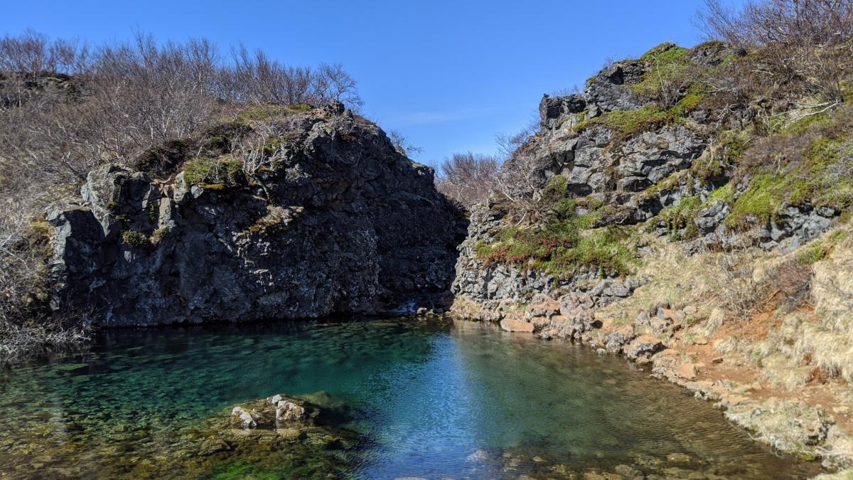 Take me down to Paradise Hollow – best place in West Iceland for a picnic