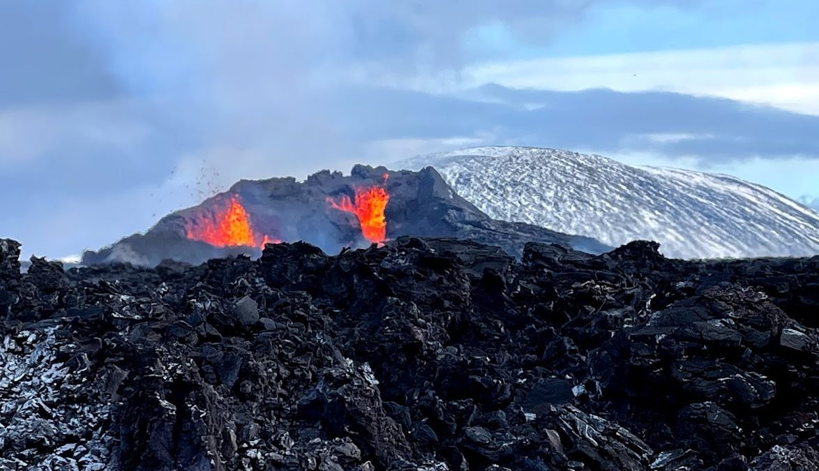 The eruption in Grindavik