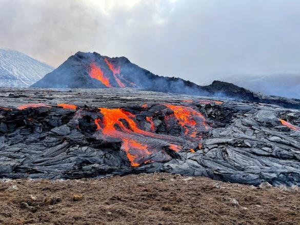 Eruption in Iceland at Fagradalsfjall.