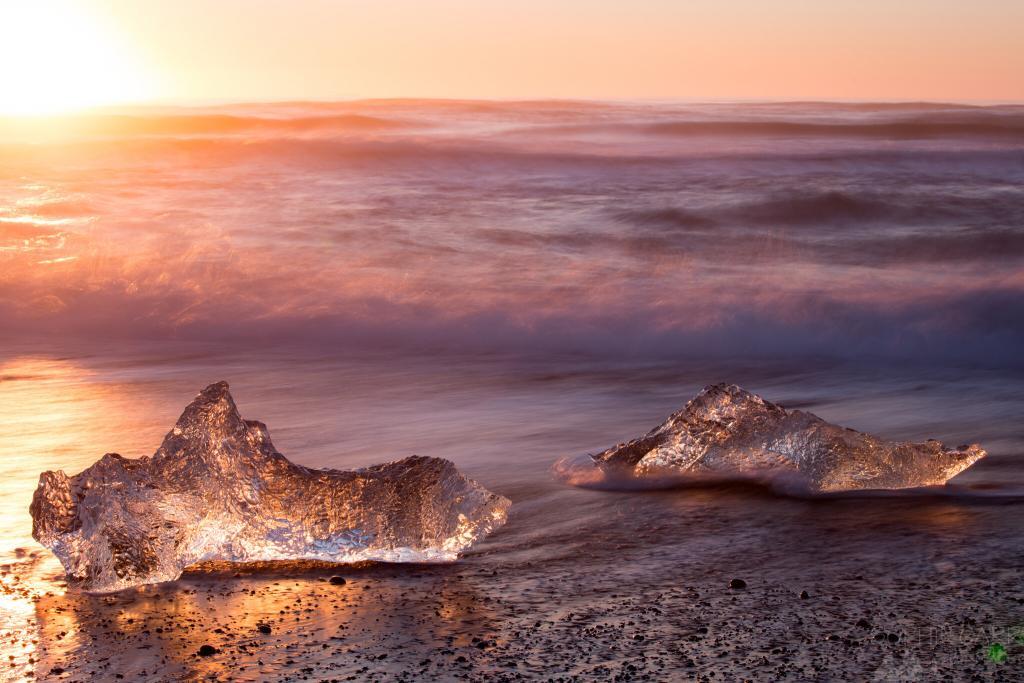 Ice on an Icelandic beach near Jökulsárlón glacial lagoon.