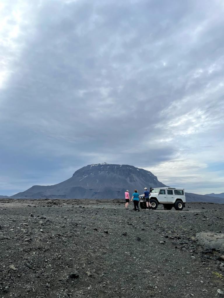 The northern desert which surrounds Mt. Herðubreið.