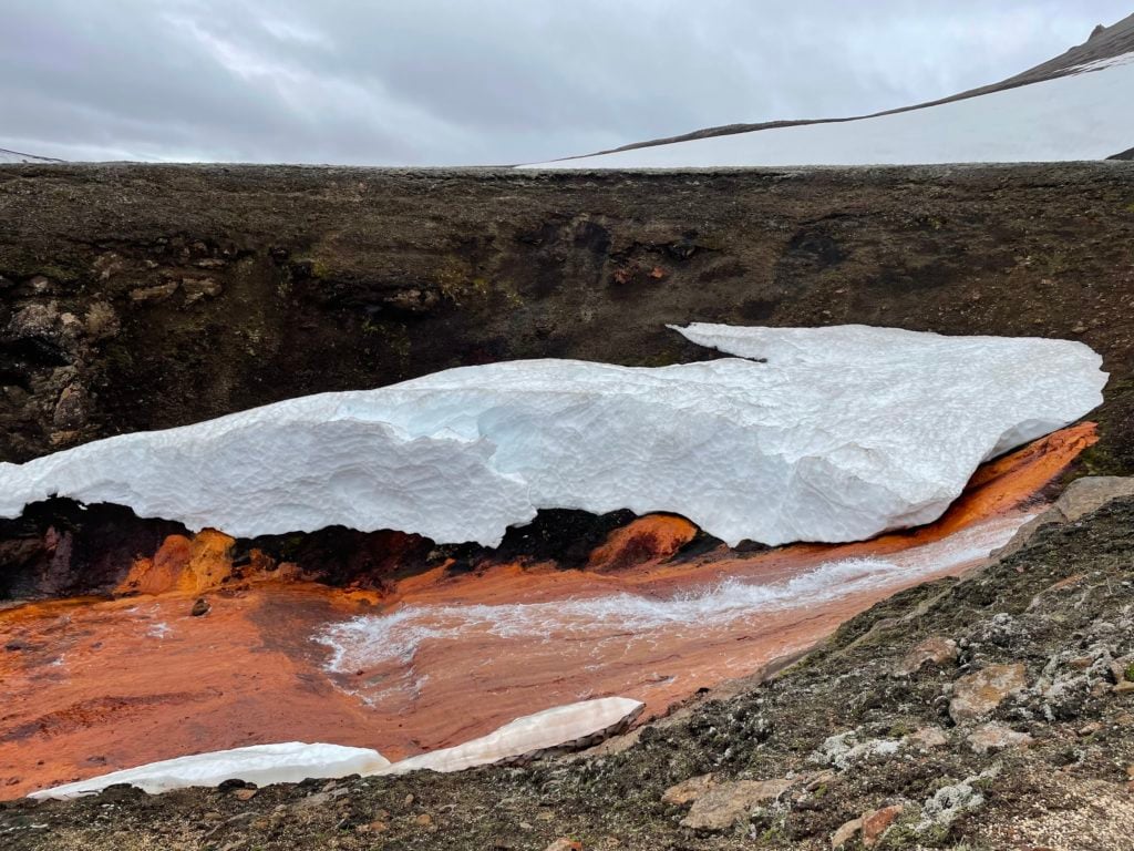 The red riverbed of Rauðakvísl in the Icelandic highlands.