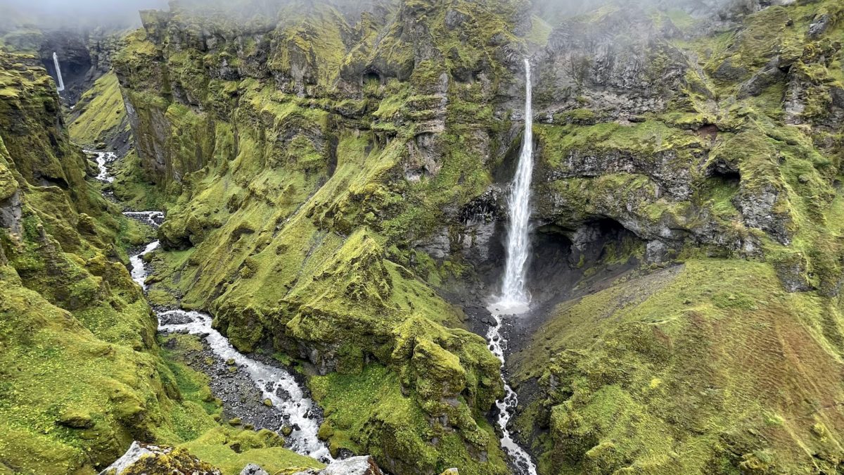 I finally got to visit the stunning Múlagljúfur canyon