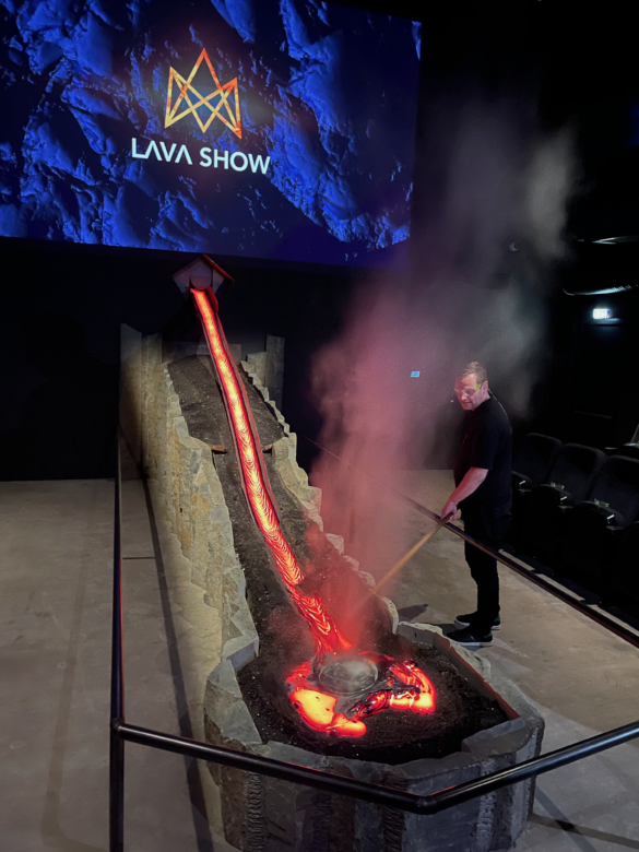 Júlíus Jónsson, one of the founders of the Lava Show demonstrates how lava works in the real world.