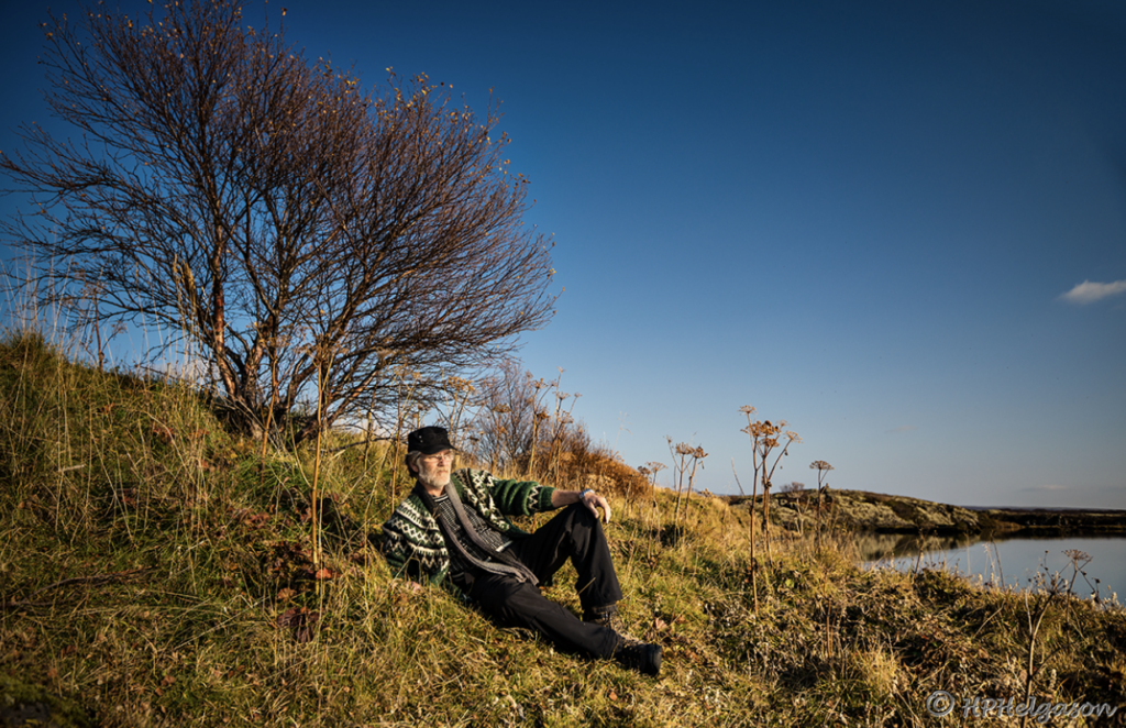 Hallgrímur chilling out by the bank of the Ölfusá river,