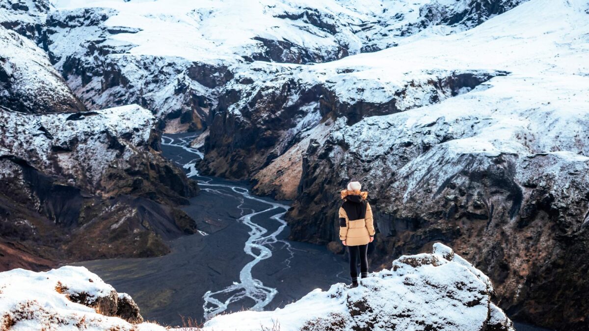 Unforgettable Journeys with Glaciers and Waterfalls in Iceland