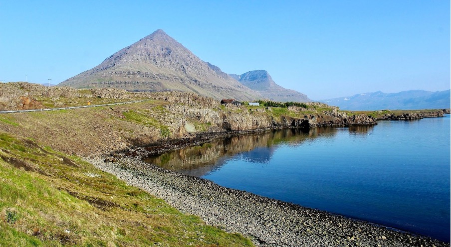 self drive tour in iceland