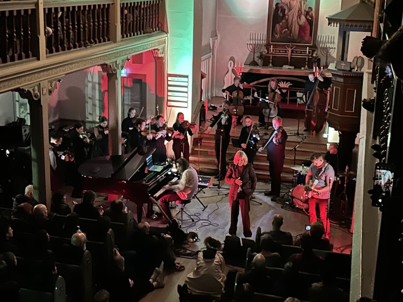 Slowshift perform at Fríkirkjan church
