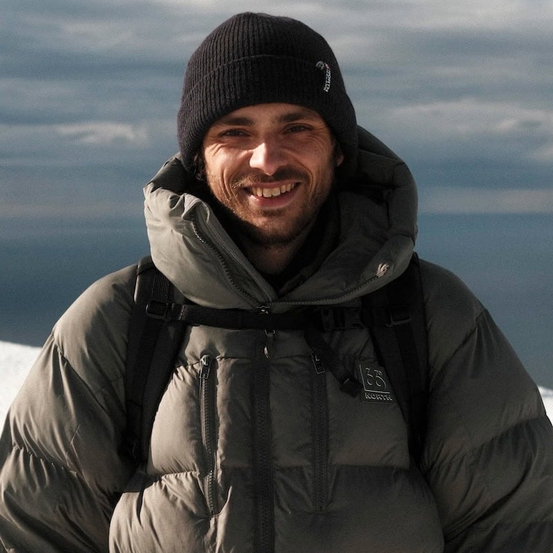 Photographer Kévin Pagès is showing Iceland in new light.